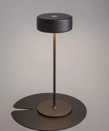 Candeeiro de Mesa IA Preto